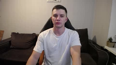 Snapshot of theroadtomars chatting on December 1, 6:24 pm Nick online show from December 1, 6:24 pm