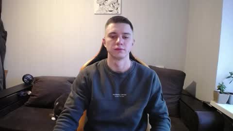 Snapshot of theroadtomars chatting on December 16, 1:16 pm Nick online show from December 16, 1:16 pm