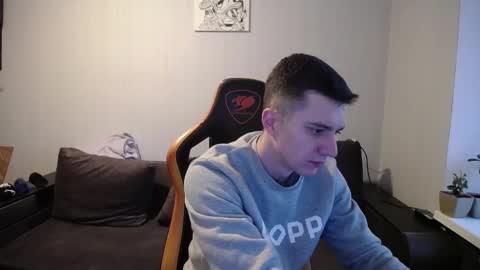 Snapshot of theroadtomars chatting on January 6, 1:48 pm Nick online show from January 6, 1:48 pm