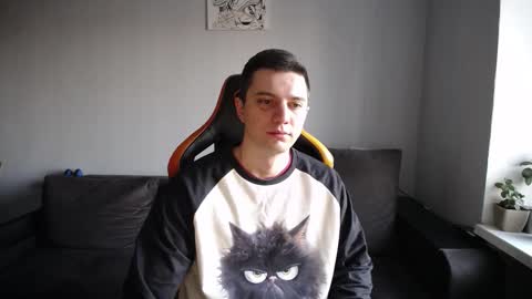 Snapshot of theroadtomars chatting on February 9, 1:37 pm Nick online show from February 9, 1:37 pm