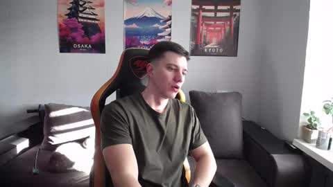 Snapshot of theroadtomars chatting on March 2, 5:41 am Nick online show from March 2, 5:41 am