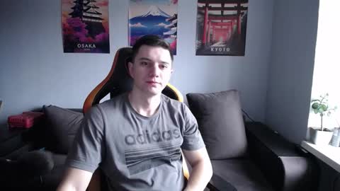 Snapshot of theroadtomars chatting on March 4, 5:57 am Nick online show from March 4, 5:57 am