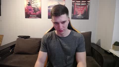 Snapshot of theroadtomars chatting on March 16, 7:18 pm Nick online show from March 16, 7:18 pm