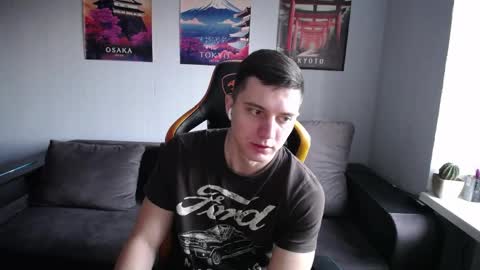 Snapshot of theroadtomars chatting on March 22, 3:15 pm Nick online show from March 22, 3:15 pm