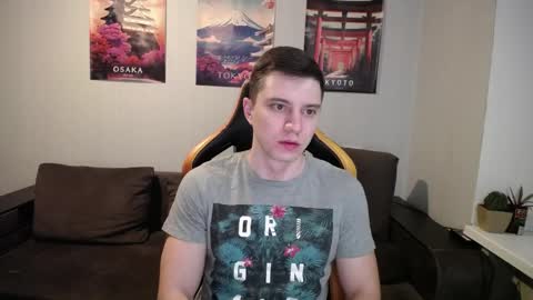 Snapshot of theroadtomars chatting on March 30, 6:09 pm Nick online show from March 30, 6:09 pm