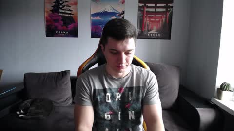 Snapshot of theroadtomars chatting on April 2, 12:47 pm Nick online show from April 2, 12:47 pm