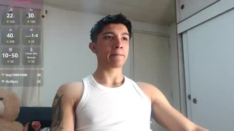 Snapshot of thesaint_xxx chatting on March 16, 5:44 am thesaint_xxx online show from March 16, 5:44 am