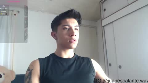 Snapshot of thesaint_xxx chatting on April 6, 8:54 pm thesaint_xxx online show from April 6, 8:54 pm