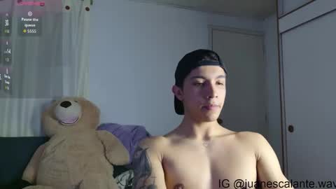Snapshot of thesaint_xxx chatting on May 14, 5:47 am thesaint_xxx online show from May 14, 5:47 am