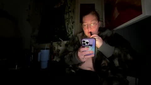 Snapshot of thesashadomme chatting on January 13, 3:45 am The Sasha Domme online show from January 13, 3:45 am