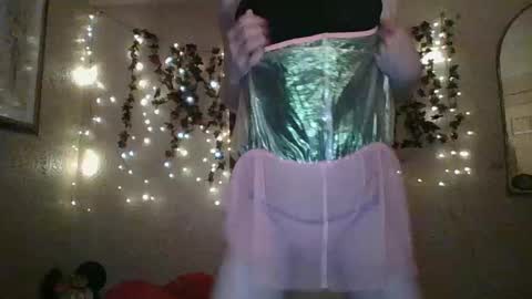 sillymillie0 online show from October 9, 11:47 pm