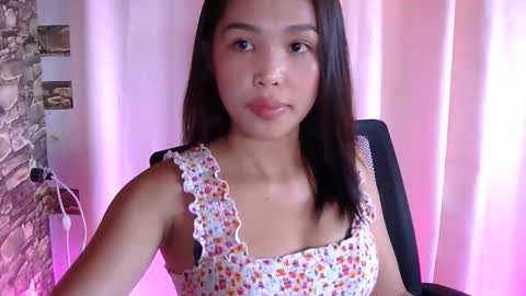 thessssy online show from March 25, 8:09 am