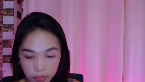 thessssy online show from April 1, 9:43 am