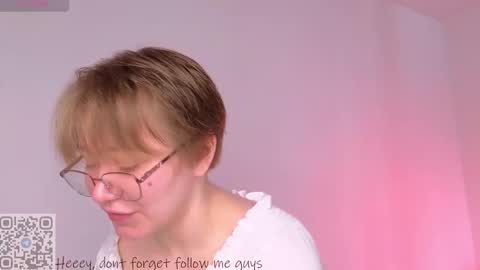 Lucia online show from February 18, 9:38 am