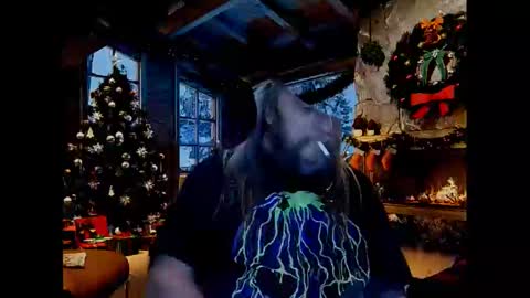 Snapshot of thestrangerwithcandy chatting on December 23, 7:38 am The Stranger with Kandi online show from December 23, 7:38 am