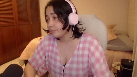 Mai online show from May 19, 4:52 am