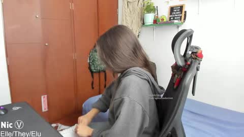 Nicole online show from September 24, 12:41 pm