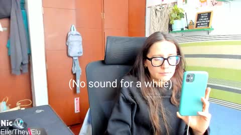 Snapshot of thetropicalseduction chatting on March 19, 6:56 pm Nicole online show from March 19, 6:56 pm