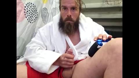 Snapshot of theugly_1 chatting on November 8, 6:24 am Thicbwc4u online show from November 8, 6:24 am