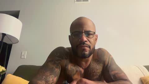 Snapshot of thewildbuck chatting on September 27, 6:18 am The Wild buck online show from September 27, 6:18 am