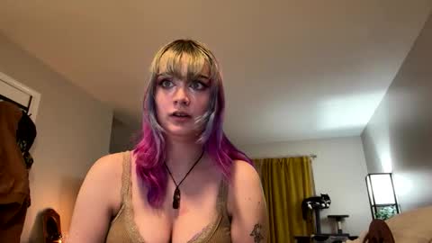 Snapshot of thewildwildwest chatting on March 6, 2:19 am West online show from March 6, 2:19 am