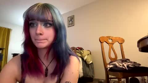 Snapshot of thewildwildwest chatting on March 28, 1:16 am West online show from March 28, 1:16 am