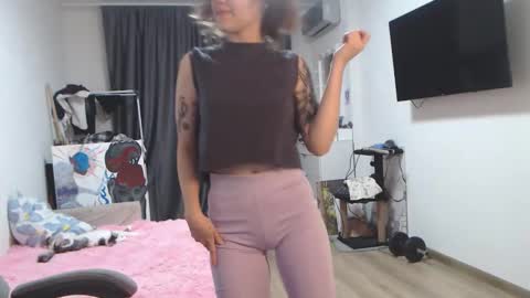 theysaidimcute online show from October 8, 12:52 am