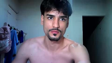 thiago22bk online show from May 16, 4:42 am