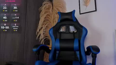 Thiago  online show from July 11, 11:06 pm