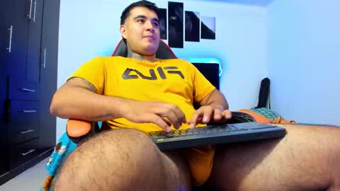 Thiago online show from February 26, 4:33 am