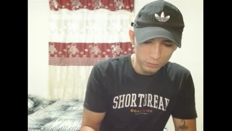 thiago_deseo69 online show from February 5, 1:32 am