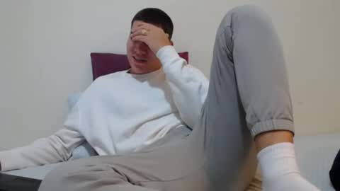 Snapshot of thiago_hot_boy chatting on January 4, 10:45 pm Thiago independent model online show from January 4, 10:45 pm