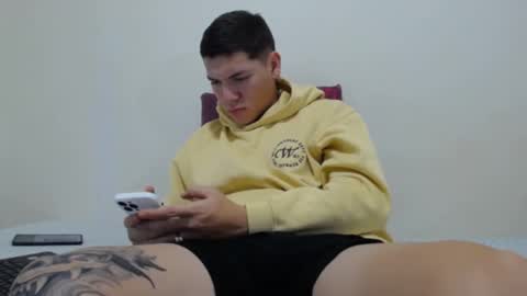 Snapshot of thiago_hot_boy chatting on January 30, 7:59 pm Thiago independent model online show from January 30, 7:59 pm
