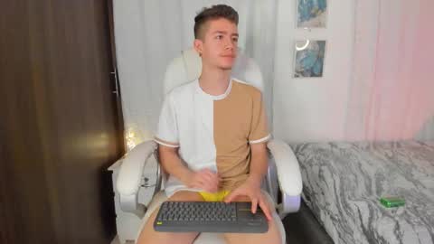 Manuel online show from September 26, 3:54 am