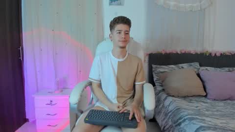 Manuel online show from December 16, 5:56 am