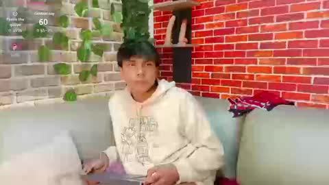 Snapshot of thiago_kozak chatting on September 10, 12:49 pm thiago online show from September 10, 12:49 pm