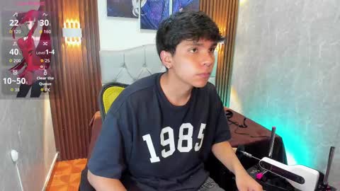 Snapshot of thiago_kozak chatting on September 13, 12:38 pm thiago online show from September 13, 12:38 pm