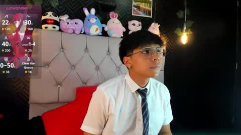 Snapshot of thiago_kozak chatting on September 24, 12:19 pm thiago online show from September 24, 12:19 pm