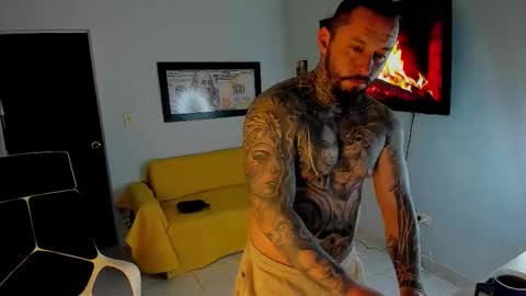 thiago online show from February 11, 11:48 am