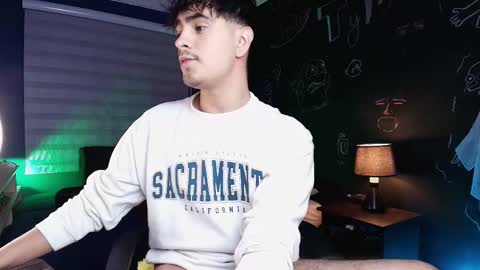 Thiago online show from November 28, 1:19 am