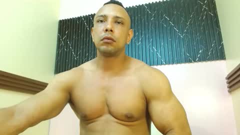 Thiago Summers online show from November 6, 2:18 pm