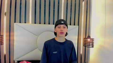 thiago_twink38 online show from August 10, 4:38 am