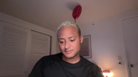 Snapshot of thiagoamado chatting on February 14, 7:16 am thiagoamando online show from February 14, 7:16 am