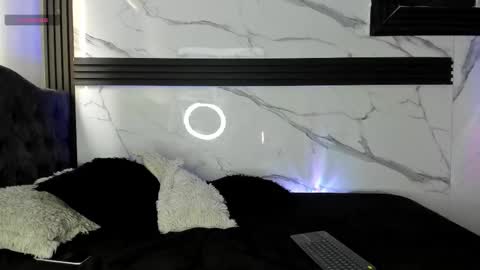 thiagoferrerohot online show from March 25, 4:02 pm