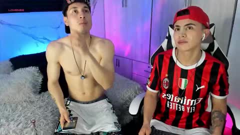 thiagoferrerohot online show from March 26, 4:23 pm