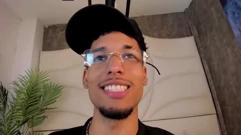 ThiagoFerreti online show from October 14, 3:29 am