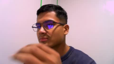 thiagovega_ online show from April 28, 4:06 am