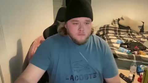 Snapshot of thicccd97 chatting on February 7, 4:43 pm thicccd97 online show from February 7, 4:43 pm