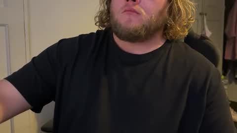 Snapshot of thicccd97 chatting on February 18, 4:03 pm thicccd97 online show from February 18, 4:03 pm