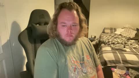 Snapshot of thicccd97 chatting on March 24, 7:19 pm thicccd97 online show from March 24, 7:19 pm